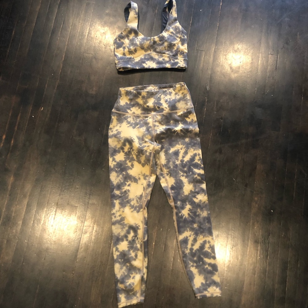Varley leggings and sport bra size S